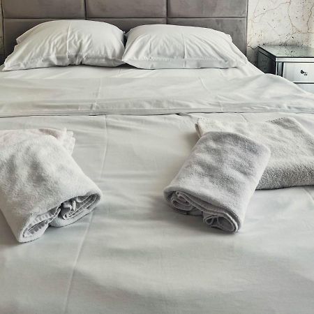 Waterfront Luxury Suites Belgrade Luaran gambar